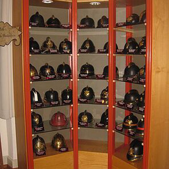 csm_20210603_Helme_20.Jahrhundert_1900_bis_1933_3bb27b6685.jpg