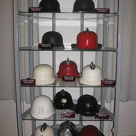 csm_20210603_Helme_20.Jahrhundert_1934_bis_1948_ebfebecd1e.jpg